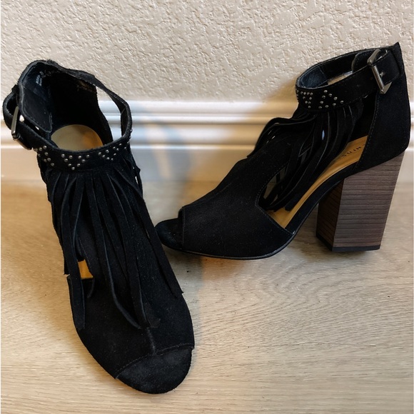 Chinese Laundry Boho genuine suede fringe stacked wood heel sandal booties … - Picture 3 of 7